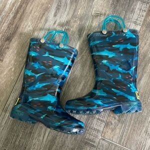 Western Chief Shark Camo Light Up Rainboots Size 7 Blue